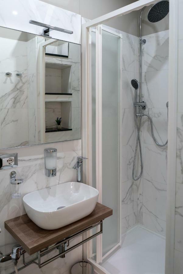 Marranzanu Rooms Санта Тереза ди Рива Екстериор снимка