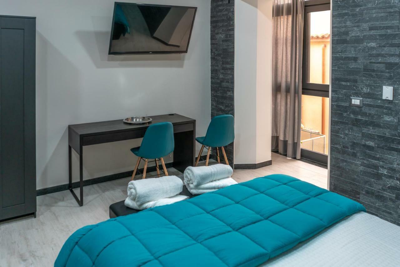 Marranzanu Rooms Санта Тереза ди Рива Екстериор снимка