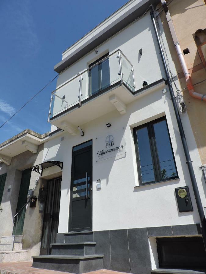 Marranzanu Rooms Санта Тереза ди Рива Екстериор снимка